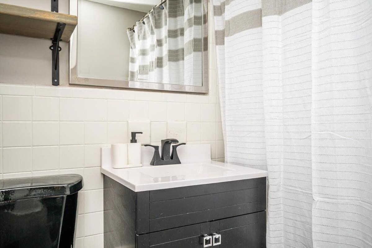 Villa Atl Downtown 2Br King Bed Free Parking Lm1902 Atlanta Esterno foto