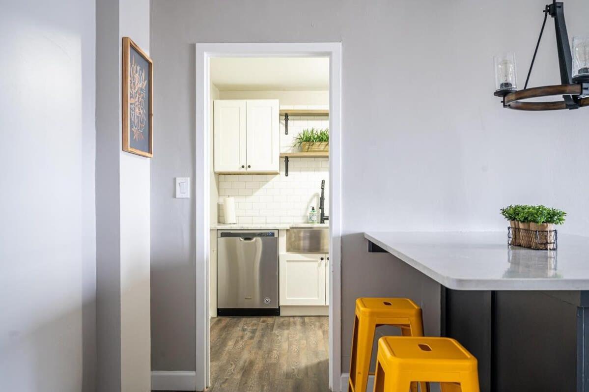 Villa Atl Downtown 2Br King Bed Free Parking Lm1902 Atlanta Esterno foto